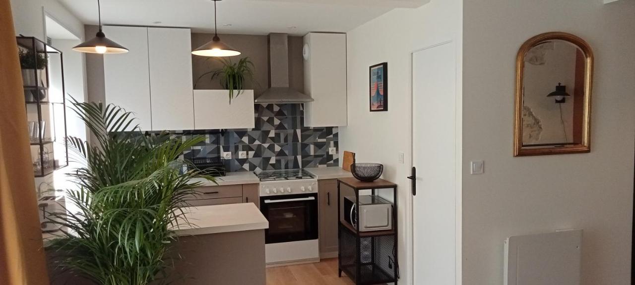 Les Appartements Du 31 - Centre Ville - 2E Etage - 50 M2 كْيَمبيه المظهر الخارجي الصورة